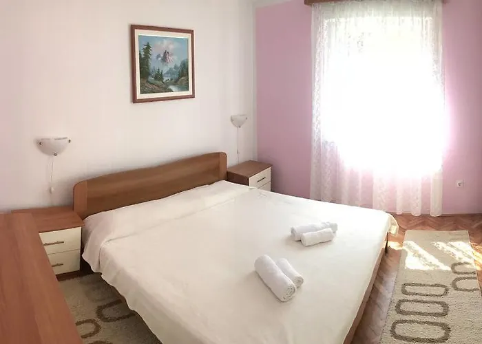 Luka Apartment Pula